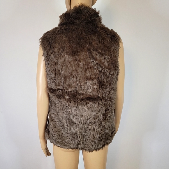Yu&Me Sleeveless faux fur jacket, Brown,Size M - Picture 3 of 5